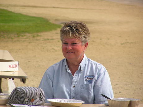 Darlene assaying the situation