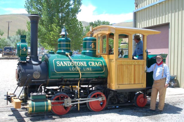 Russ presents the Sandstone Crag Loop Line engine